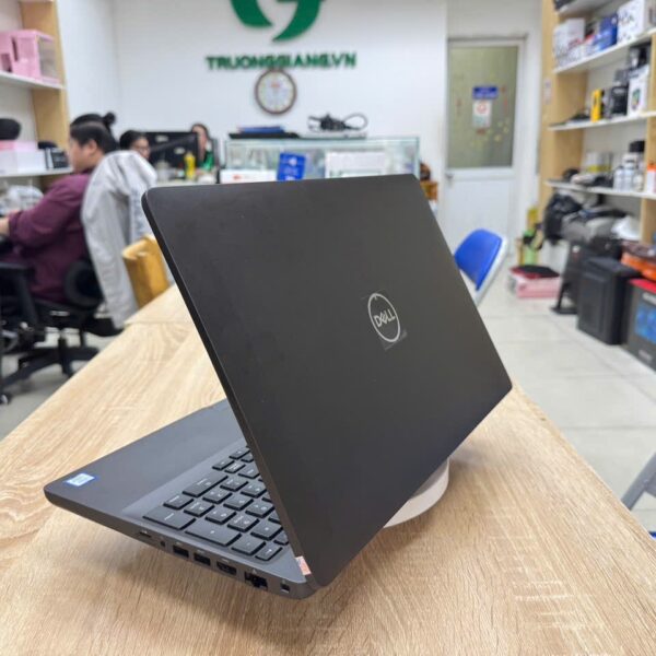 laptop-dell-latitude-5500-1 laptop-dell-latitude-5500-1