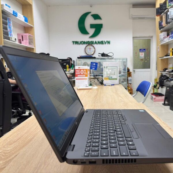 laptop-dell-latitude-5500-4 laptop-dell-latitude-5500-4
